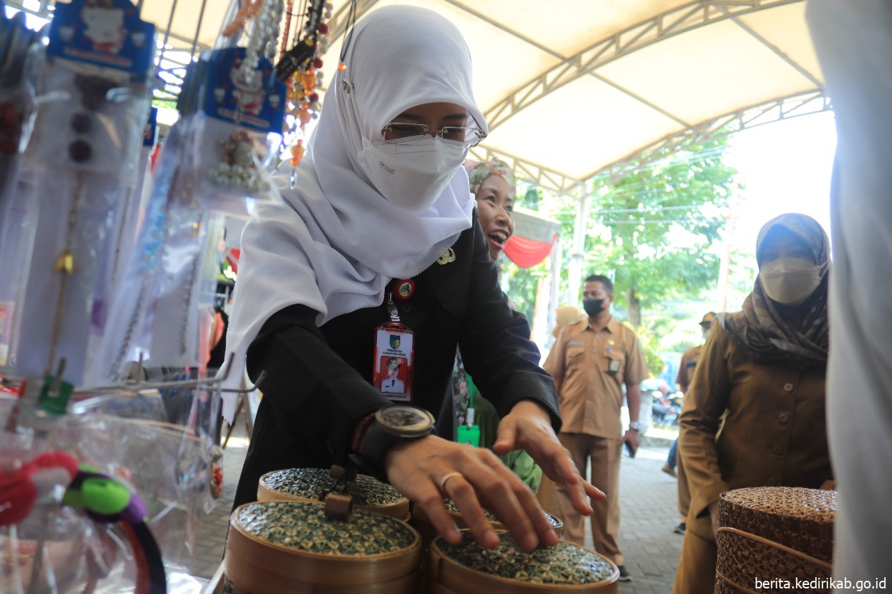 Dukung Produk UMKM dan Stabilkan Harga Bahan Pokok, Pemkab Kediri Adakan Bazar Ramadhan
