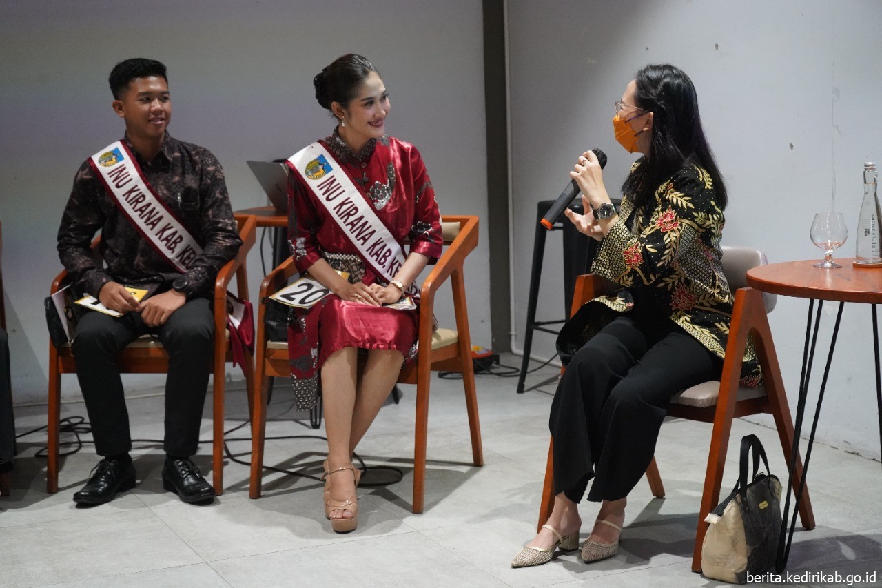 Mbak Cicha Dorong Finalis Inu Kirana Maju Puteri Indonesia