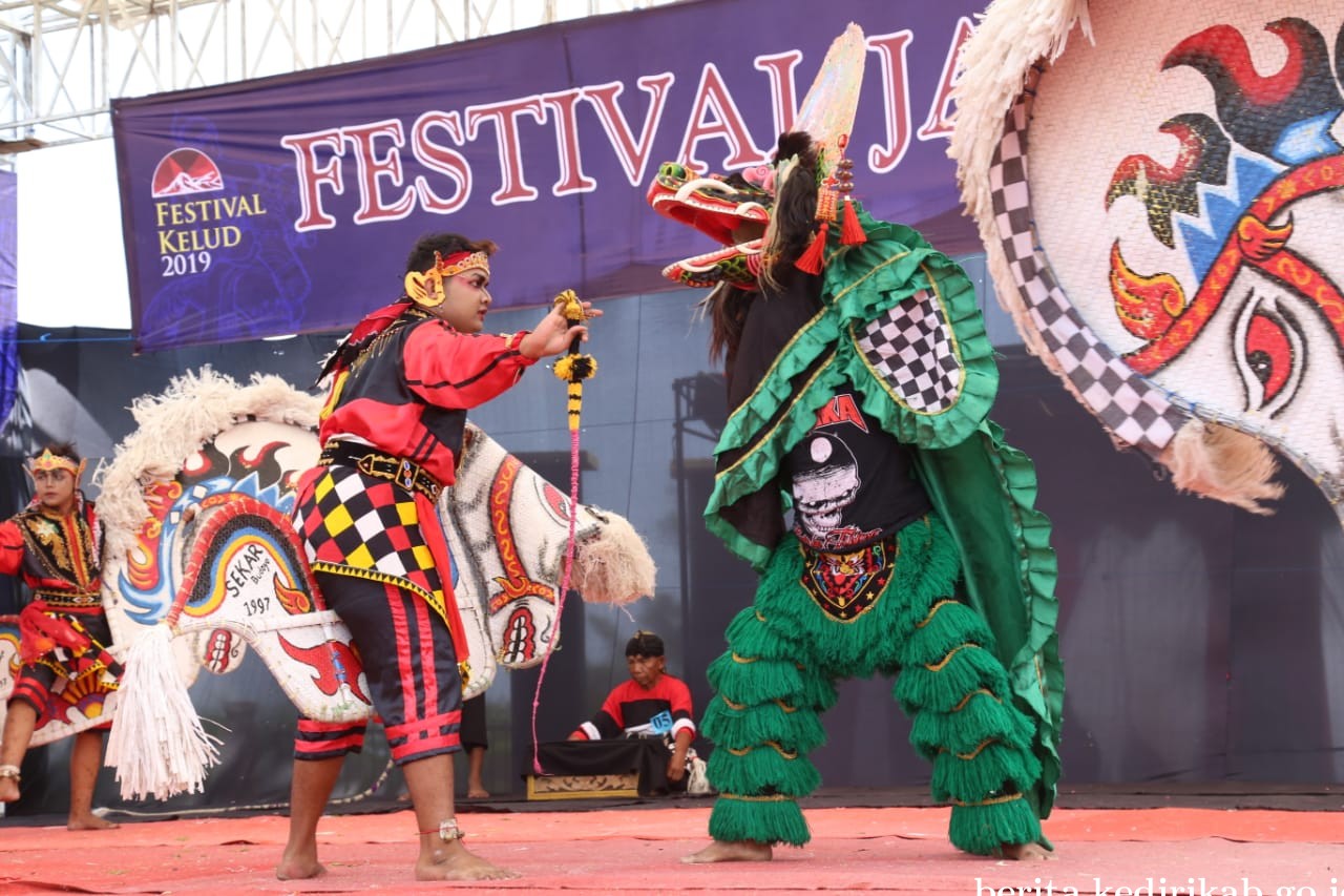 Nguri-uri Seni Budaya dengan Festival Jaranan