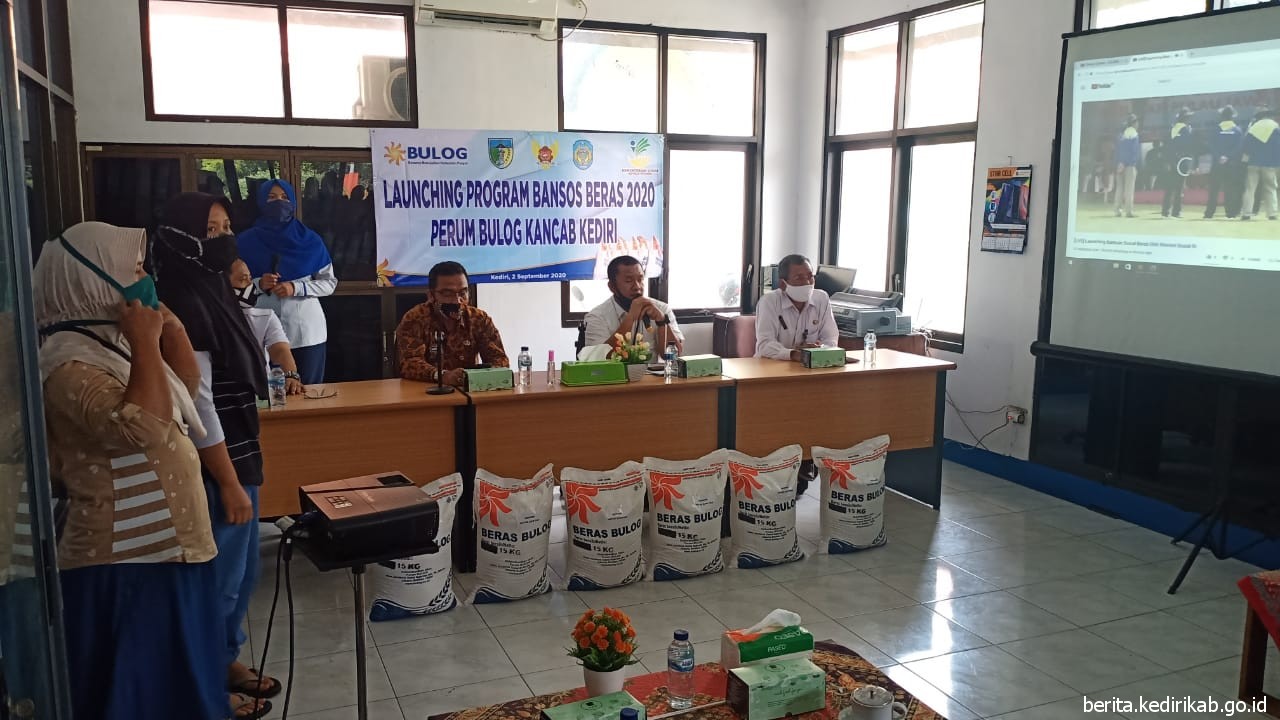 Launching Program Bansos Beras untuk KPM PKH 